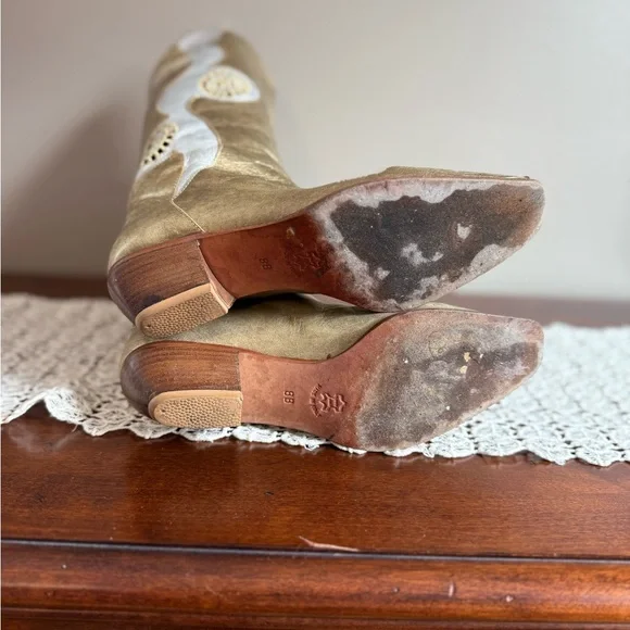 Vintage Lenni Gold and White Metallic Leather boots - Picture 5 of 5